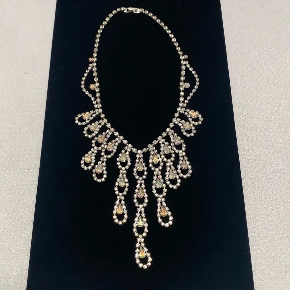 Vintage rhinestone necklace